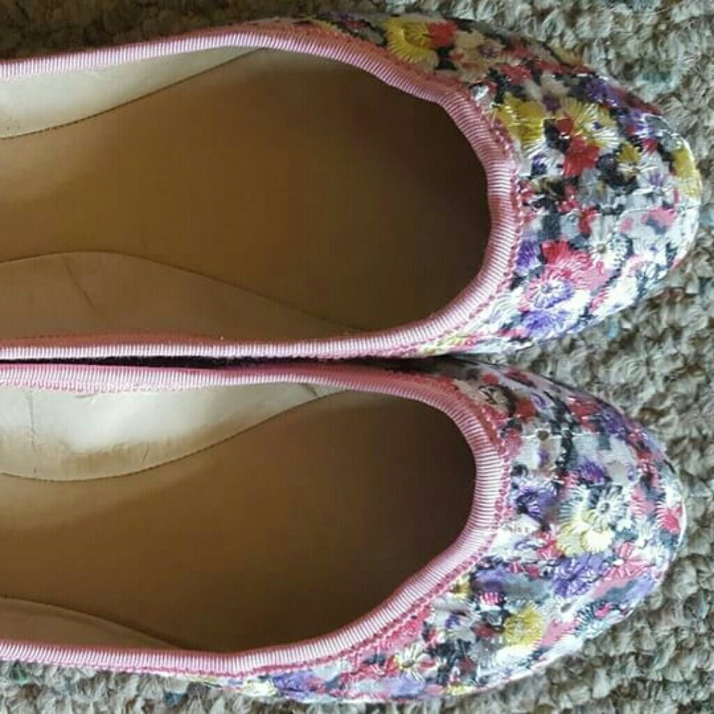 Dolce by Mojo Moxy size 7 Multi Color Floral Flats